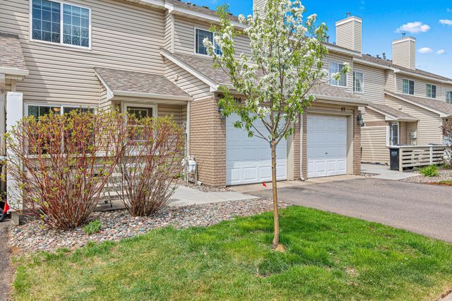 13171 Meadowood Curve NW 116, Coon Rapids, MN 55448