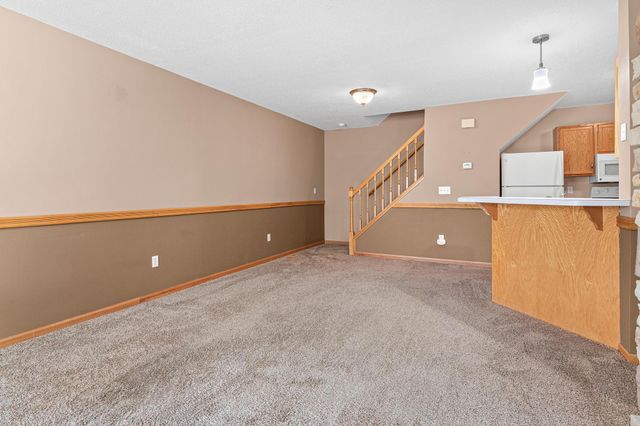 13171 Meadowood Curve NW 116, Coon Rapids, MN 55448