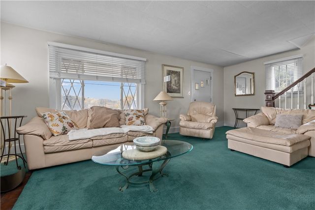 2416 Nicholson Rd, Franklin Park, PA 15143