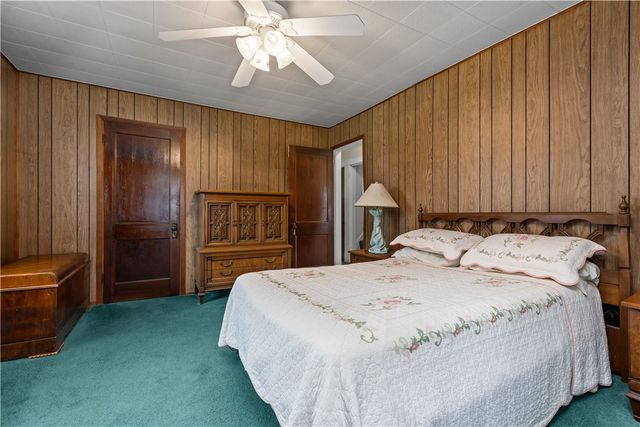 2416 Nicholson Rd, Franklin Park, PA 15143