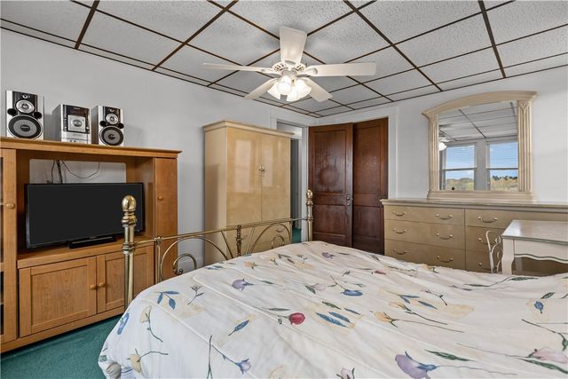 2416 Nicholson Rd, Franklin Park, PA 15143