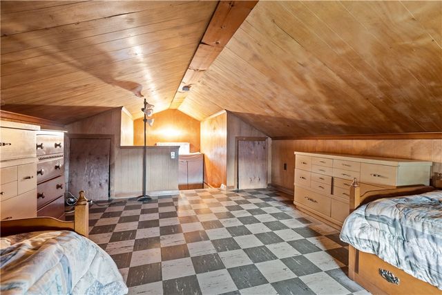 2416 Nicholson Rd, Franklin Park, PA 15143