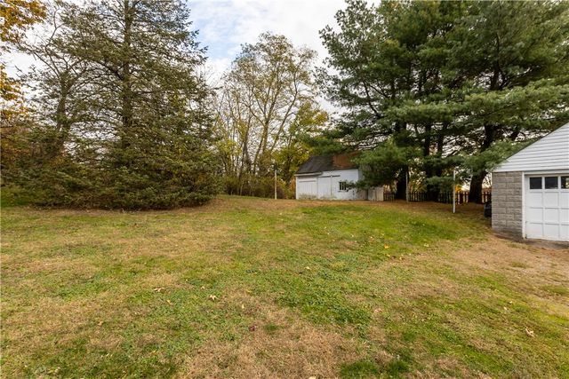 2416 Nicholson Rd, Franklin Park, PA 15143