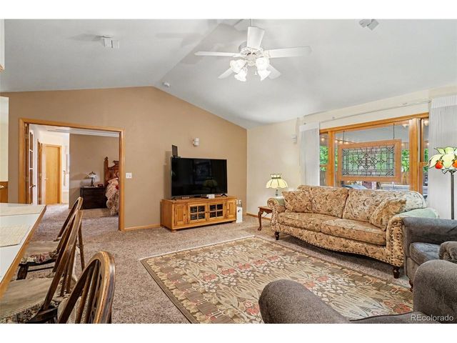 110 Sioux Dr, Berthoud, CO 80513