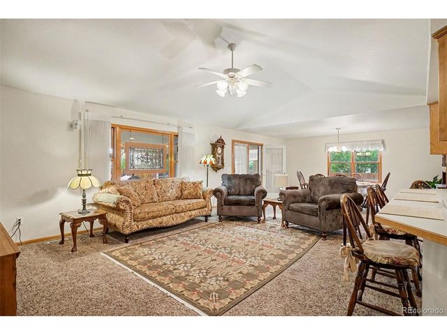 110 Sioux Dr, Berthoud, CO 80513