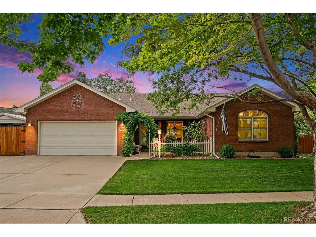 110 Sioux Dr, Berthoud, CO 80513