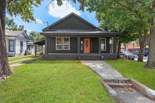 836 W 8th Street, Dallas, TX 75208