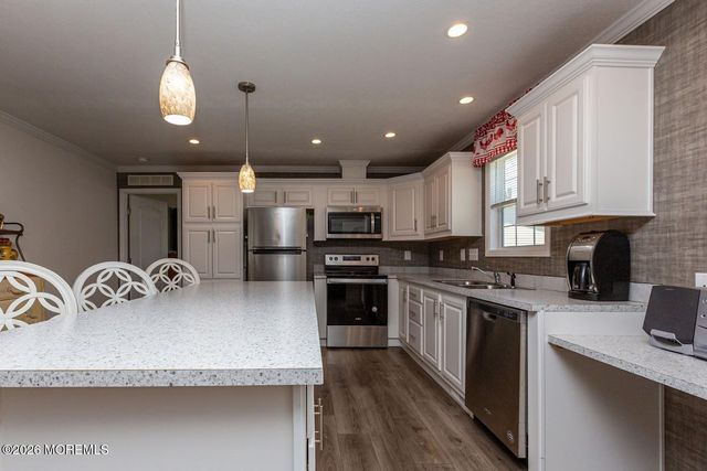 12 Rabbit Court, Whiting, NJ 08759