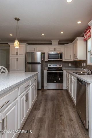 12 Rabbit Court, Whiting, NJ 08759