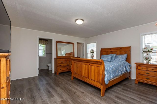 12 Rabbit Court, Whiting, NJ 08759