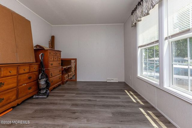 12 Rabbit Court, Whiting, NJ 08759