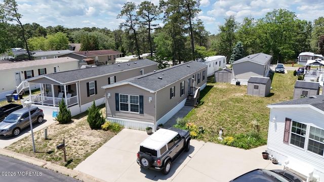 12 Rabbit Court, Whiting, NJ 08759