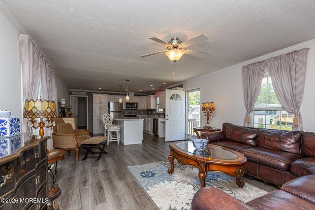 12 Rabbit Court, Whiting, NJ 08759