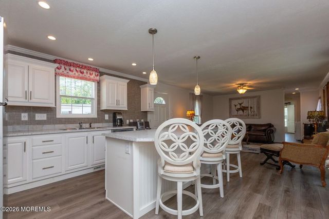 12 Rabbit Court, Whiting, NJ 08759