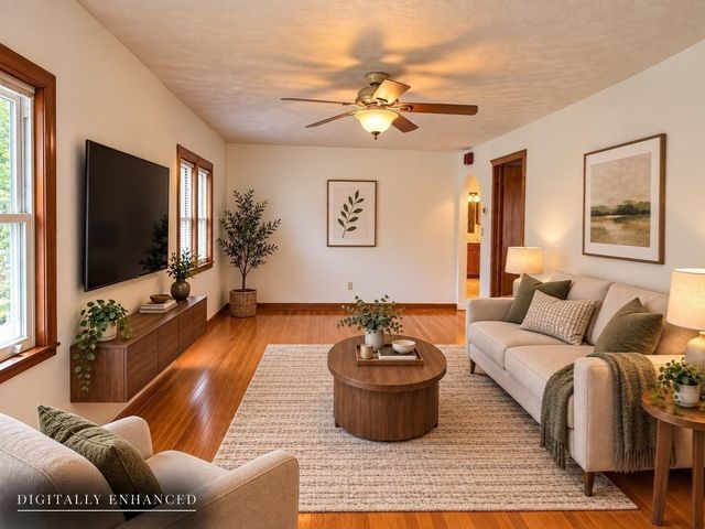 285 Huttleston Ave, Fairhaven, MA 02719
