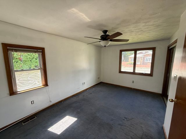 285 Huttleston Ave, Fairhaven, MA 02719
