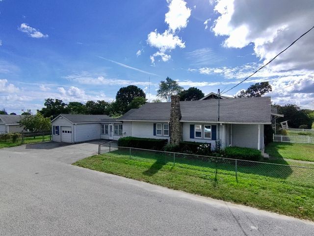 285 Huttleston Ave, Fairhaven, MA 02719