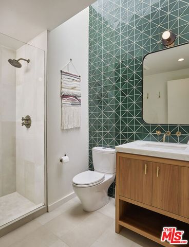 1418 Bonnell Drive, Topanga, CA 90290