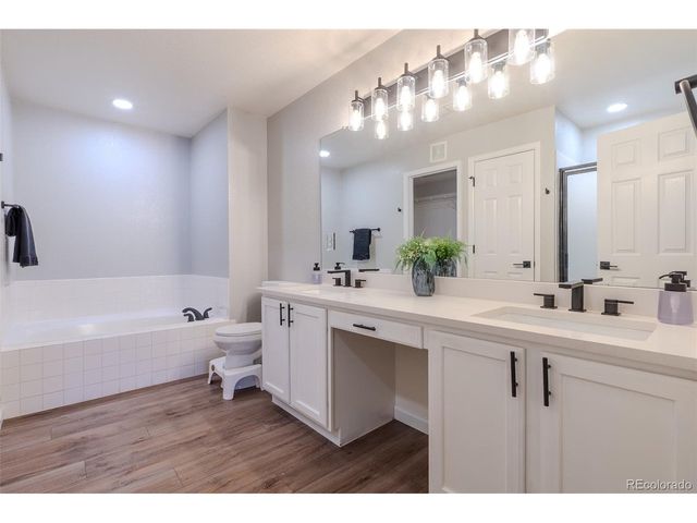 4271 S Blackhawk Cir 2C, Aurora, CO 80014