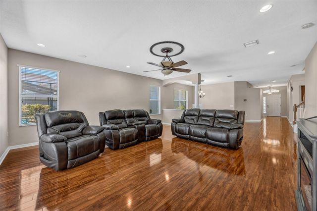 4017 WATERVILLE AVENUE, Wesley Chapel, FL 33543