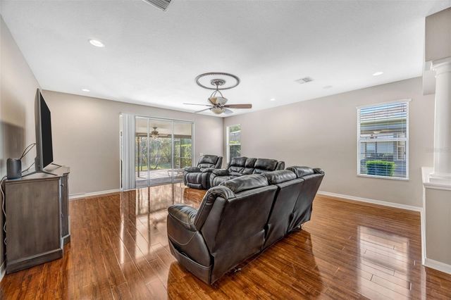 4017 WATERVILLE AVENUE, Wesley Chapel, FL 33543