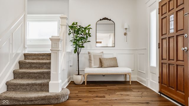 27 N Hawthorne Lane, Indianapolis, IN 46219