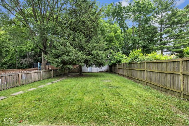 27 N Hawthorne Lane, Indianapolis, IN 46219