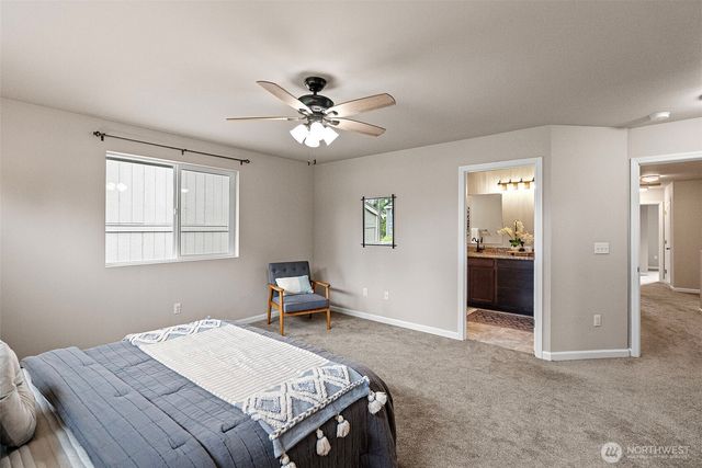 4244 SE Horsehead Way, Port Orchard, WA 98366