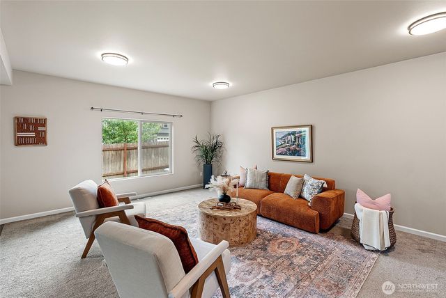 4244 SE Horsehead Way, Port Orchard, WA 98366