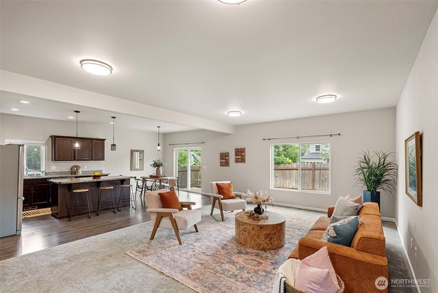 4244 SE Horsehead Way, Port Orchard, WA 98366