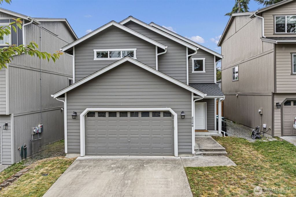 4244 SE Horsehead Way, Port Orchard, WA 98366