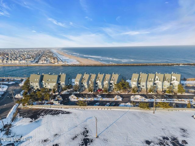 46 Harborhead Drive, Point Pleasant Beach, NJ 08742