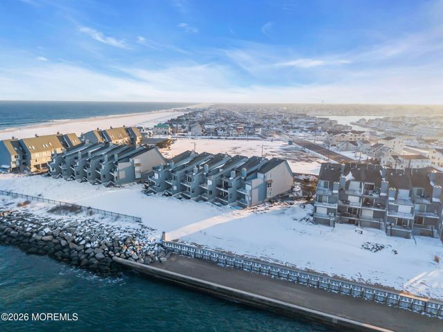 46 Harborhead Drive, Point Pleasant Beach, NJ 08742