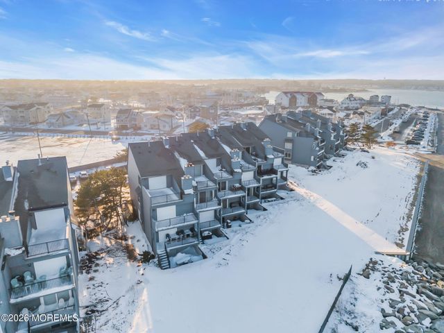 46 Harborhead Drive, Point Pleasant Beach, NJ 08742