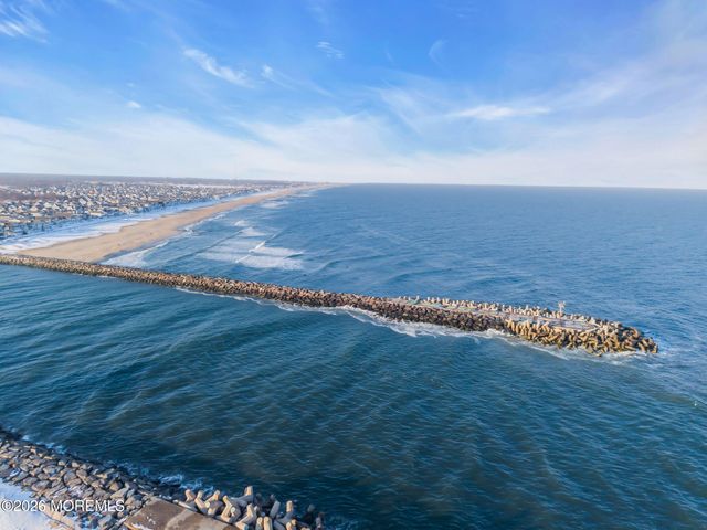 46 Harborhead Drive, Point Pleasant Beach, NJ 08742