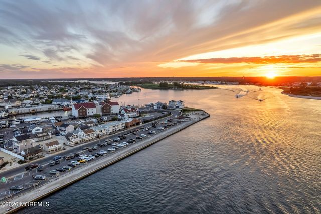 46 Harborhead Drive, Point Pleasant Beach, NJ 08742