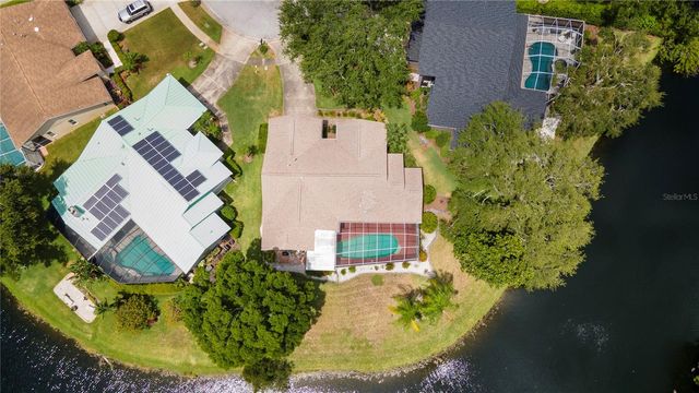 8390 MEADOW BROOK DRIVE E, Seminole, FL 33777