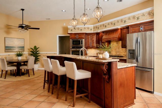 8390 MEADOW BROOK DRIVE E, Seminole, FL 33777