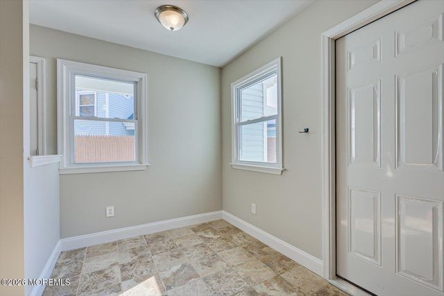 6 Twain Court, Freehold, NJ 07728