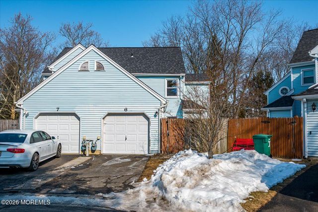 6 Twain Court, Freehold, NJ 07728