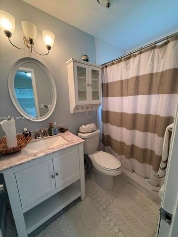 15435 SW 108th Court, Miami, FL 33157