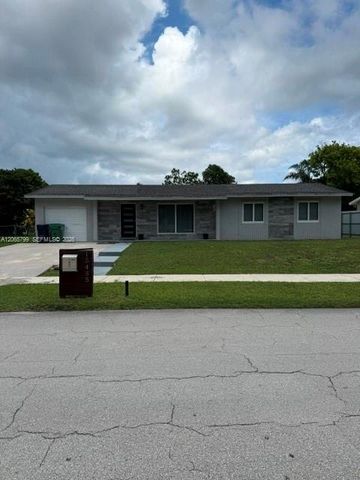 15435 SW 108th Court, Miami, FL 33157