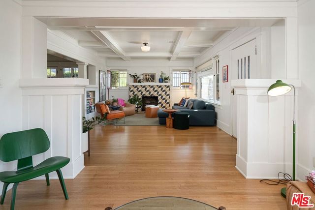 150 S Hobart Boulevard, Los Angeles, CA 90004