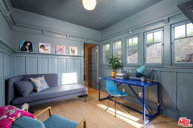 150 S Hobart Boulevard, Los Angeles, CA 90004