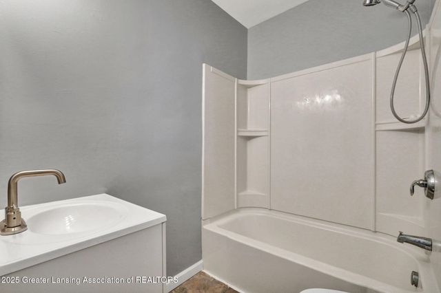 2418 Forest Avenue, Lansing, MI 48910