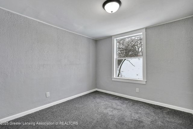 2418 Forest Avenue, Lansing, MI 48910