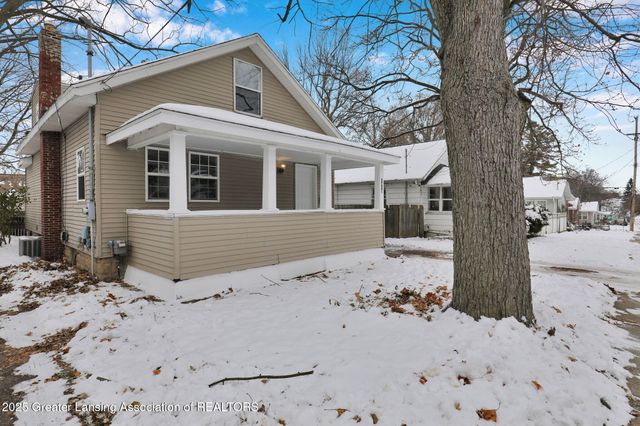 2418 Forest Avenue, Lansing, MI 48910