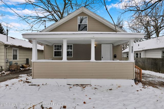 2418 Forest Avenue, Lansing, MI 48910