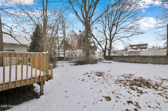 2418 Forest Avenue, Lansing, MI 48910