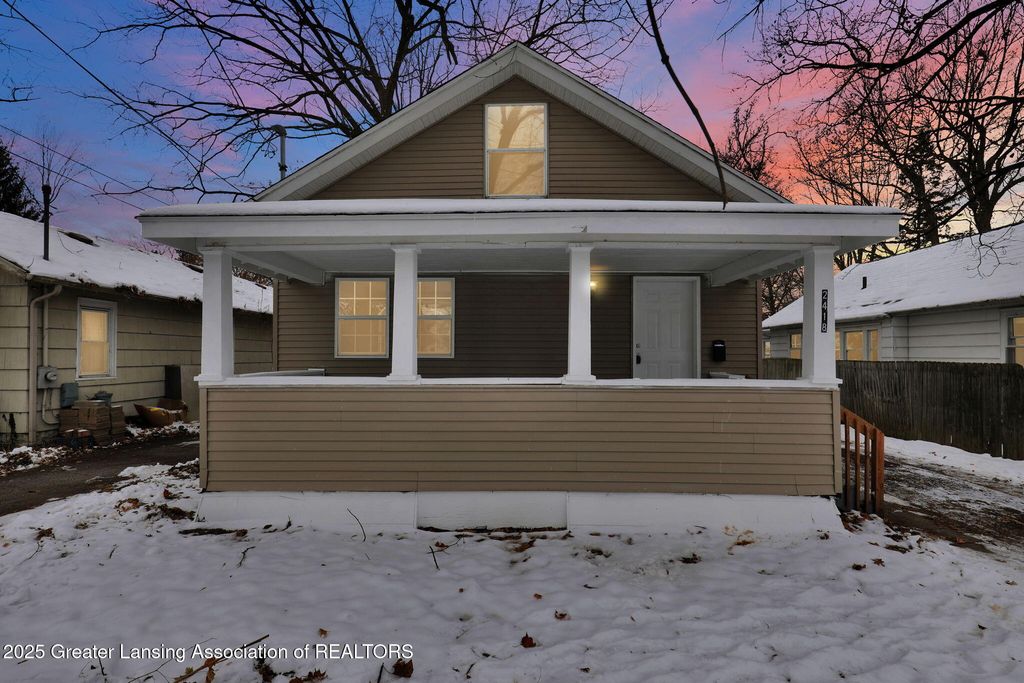 2418 Forest Avenue, Lansing, MI 48910